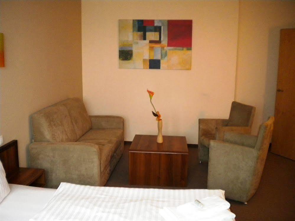 Hotel Weinland Donnerskirchen Zewnętrze zdjęcie
